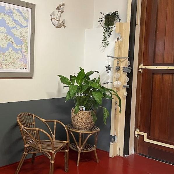 L'Ancora Apartment Sint Annaland Bagian luar foto